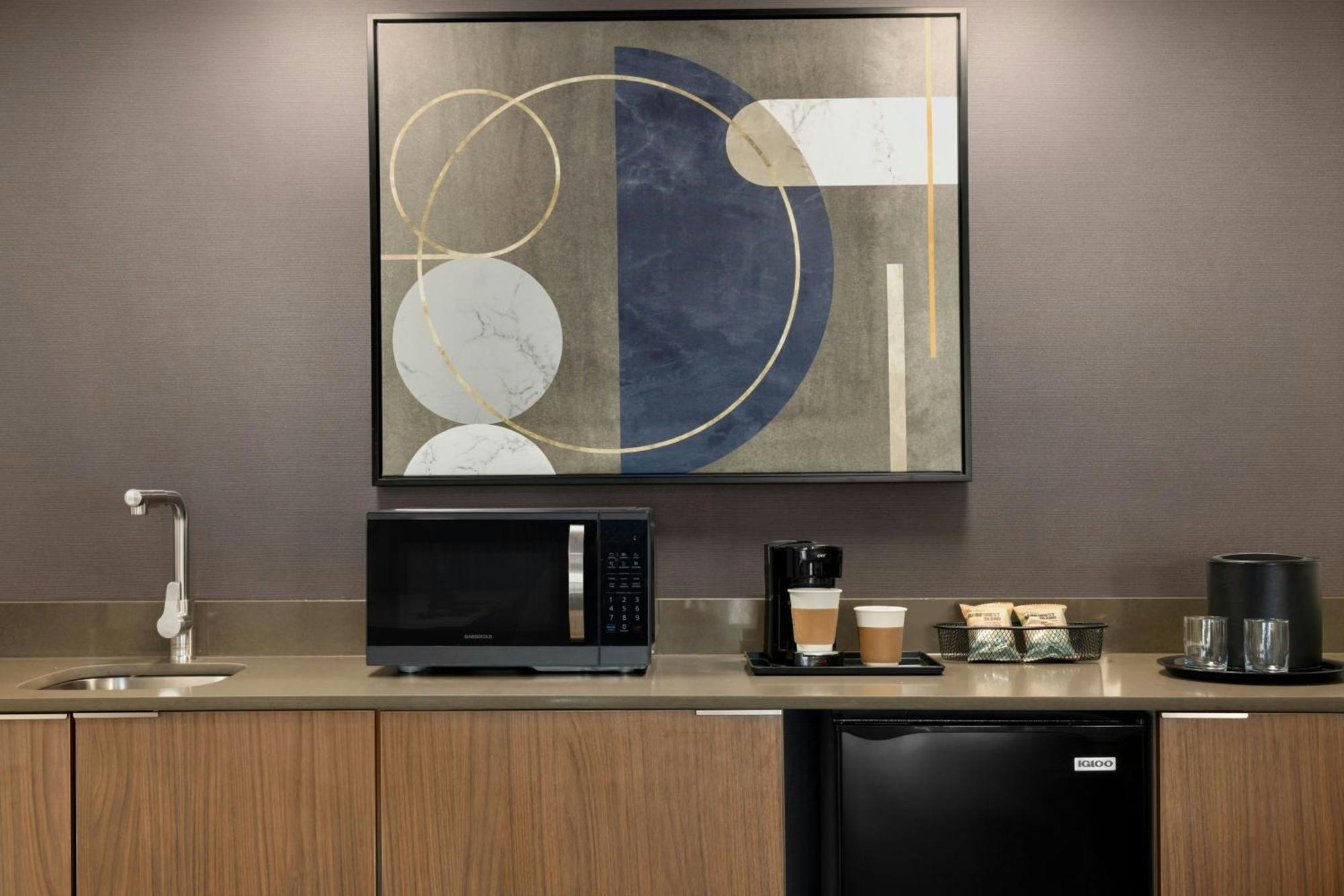 Courtyard By Marriott Kokomo Buitenkant foto
