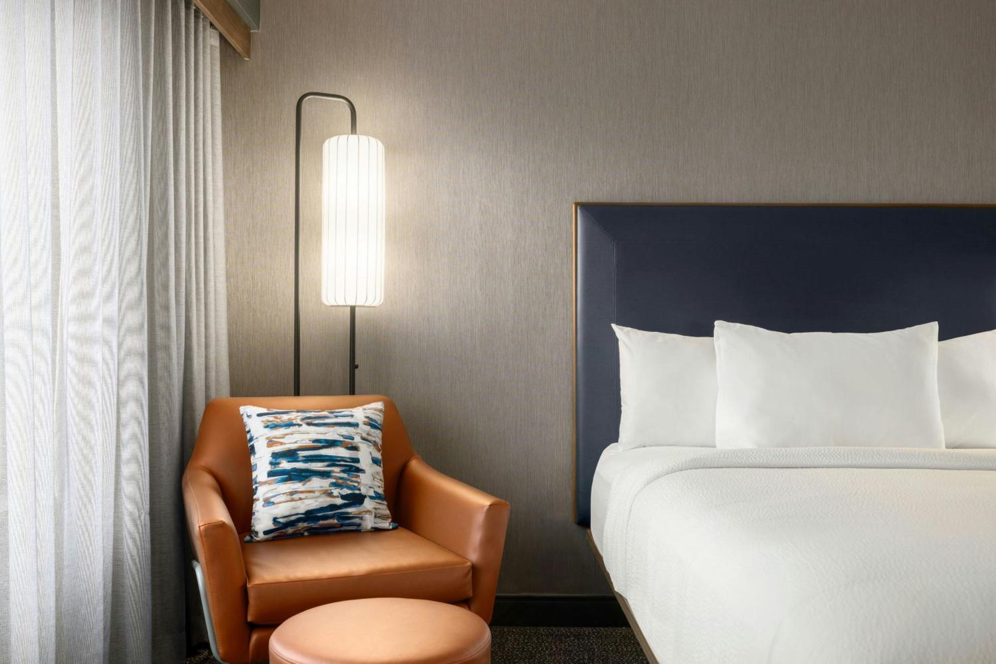 Courtyard By Marriott Kokomo Buitenkant foto